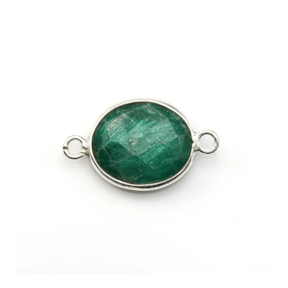 Pierre traitée de couleur émeraude ovale facettée sertie sur argent 925 2 anneaux 11x13mm x 1pc