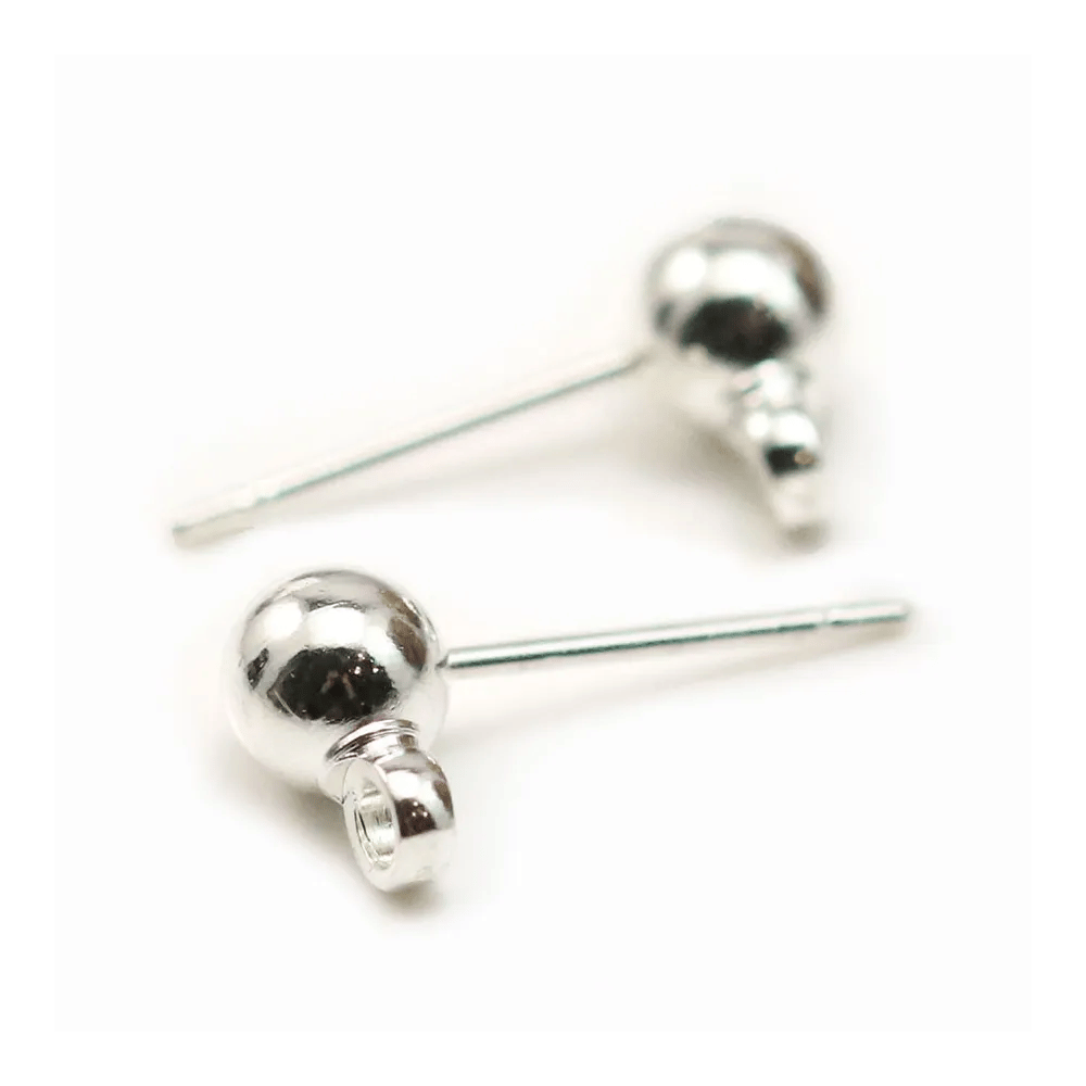 Ear studs with ball finish, in silver metal color, 5mm x 20pcs