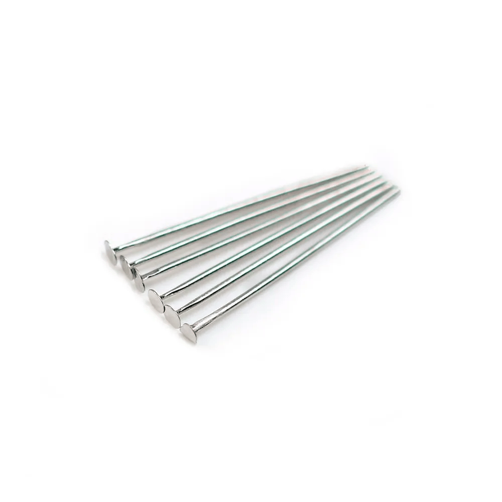 Clou en métal, avec en finition une "tête" plate,  0.6 * 20mm x 200pcs