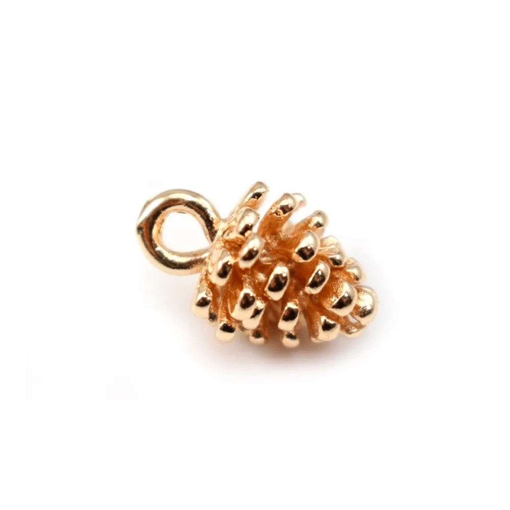 Pignon de pin dorée sur laiton 8x12.3mm x1pc