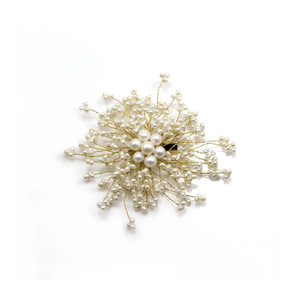 Broche fleur perle d'eau douce blanche x 1pc