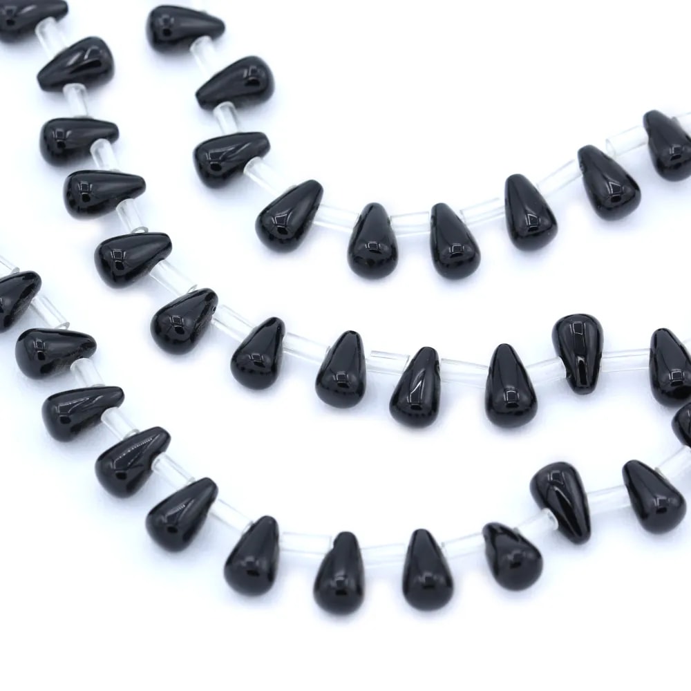 Agate noire goutte 5x8mm x 40cm