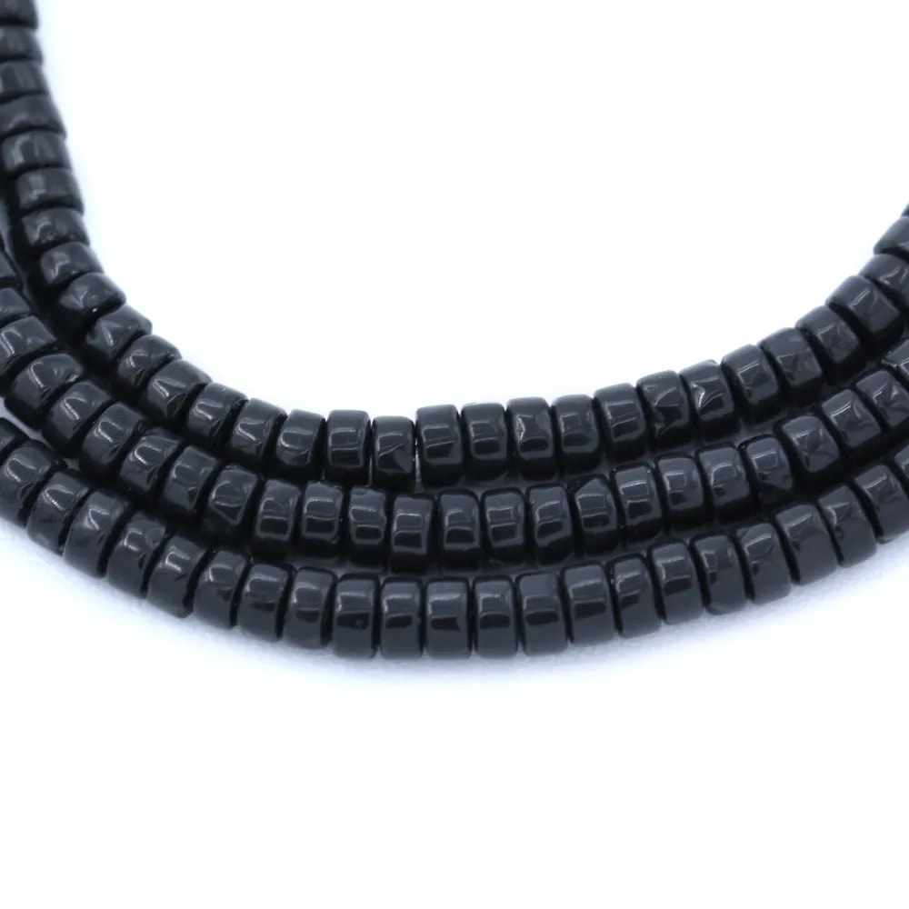 Agate noire, en forme de Heishi 2x4mm x 40cm