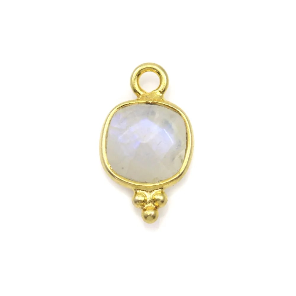 Breloque en Pierre de lune carrée facettée sur argent doré 7mm x 1pc
