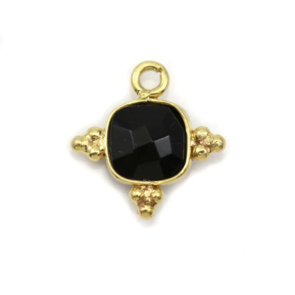 Breloque en Agate noire carrée facettée serti argent 925 doré à l'or fin 7mm x 1pc
