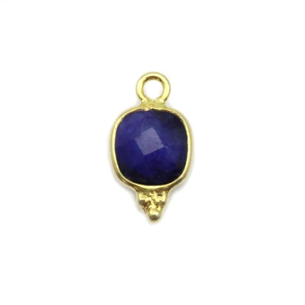 Breloque en Pierre de lune carrée facettée sur argent doré 7mm x 1pc