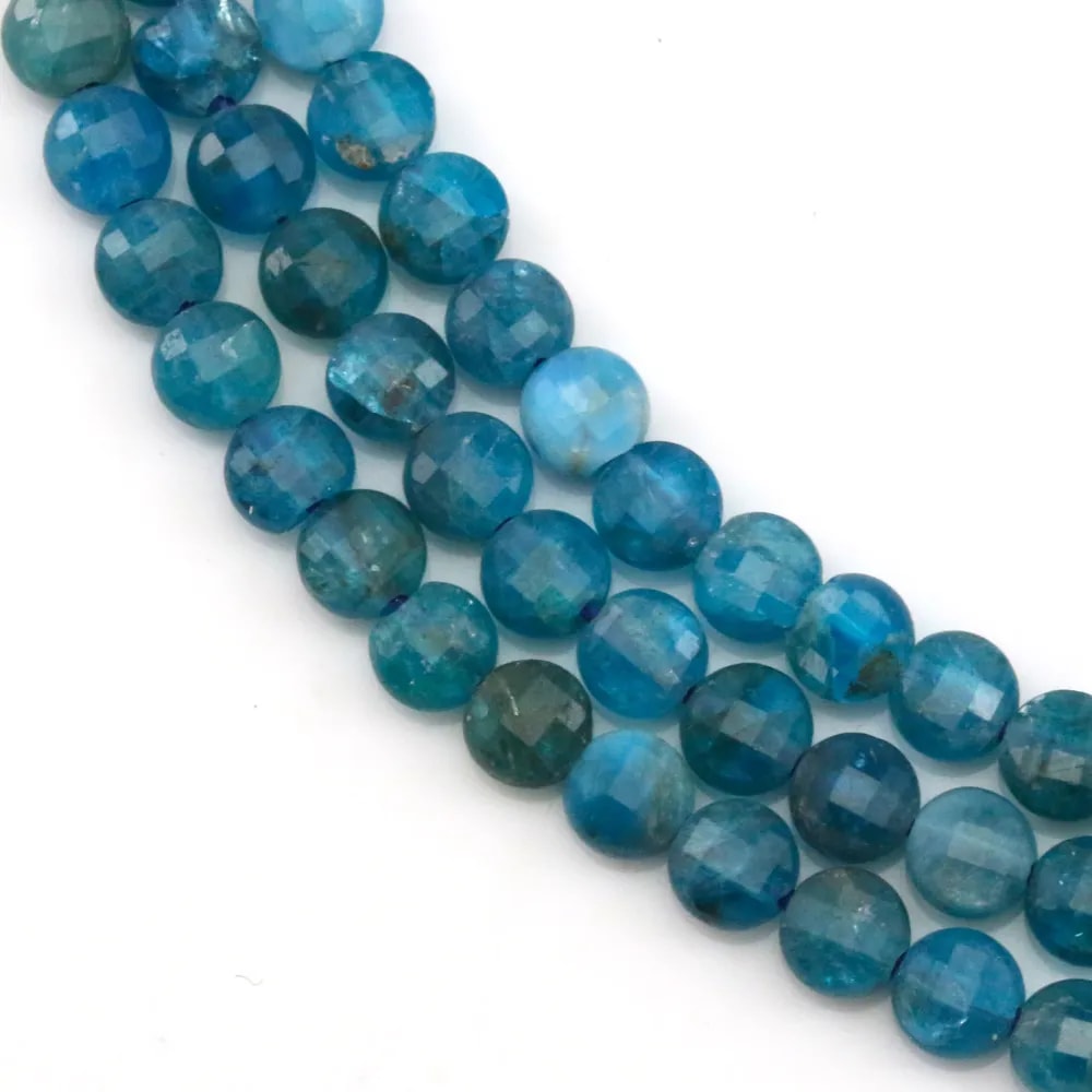 Apatite bleu, en forme de rond plat facetté, 4mm x 39cm