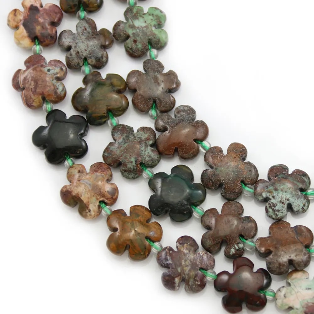 Opale multicolore, en forme de fleur, 15mm x 42cm