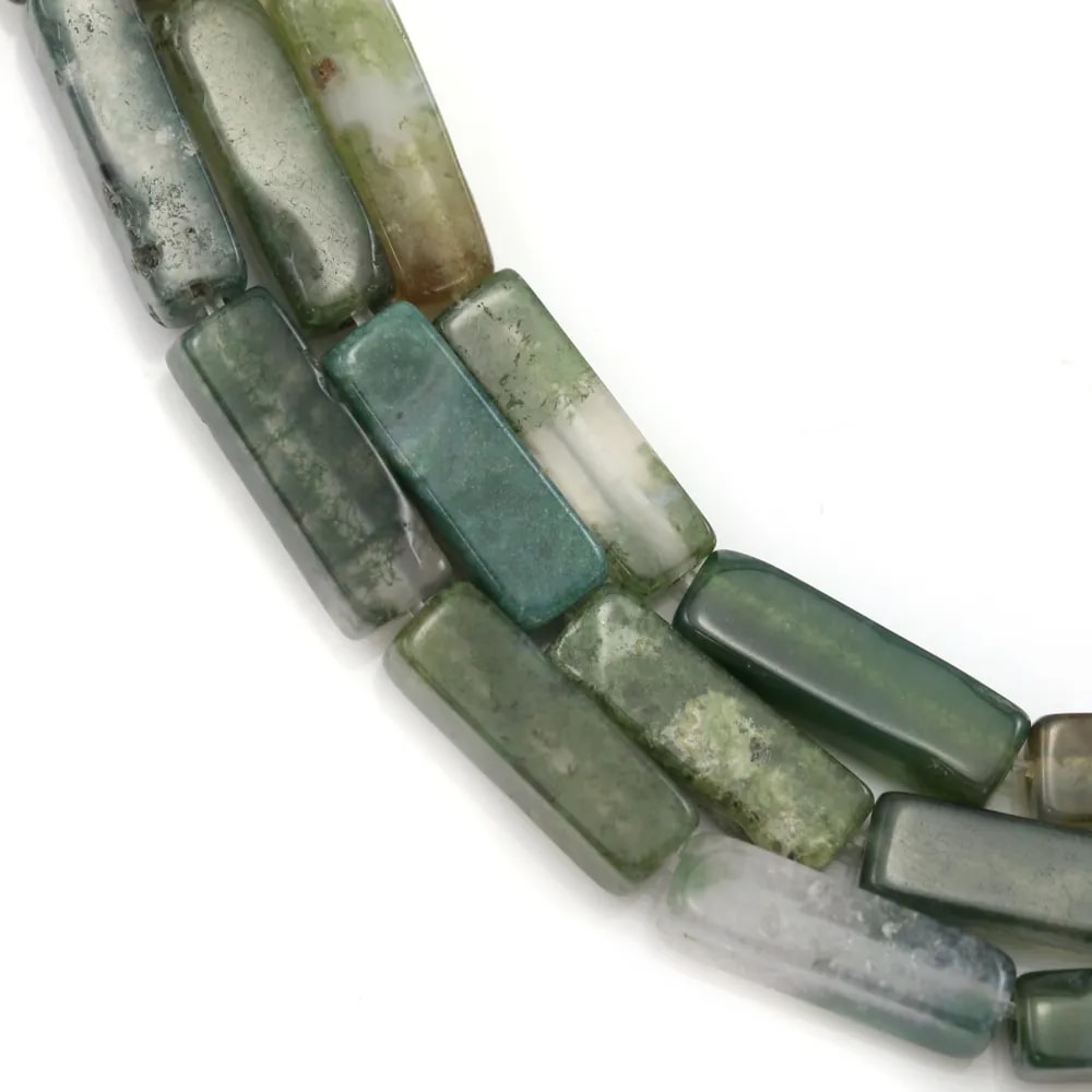 Agate mousse, en forme de rectangle 4x13mm x 40cm