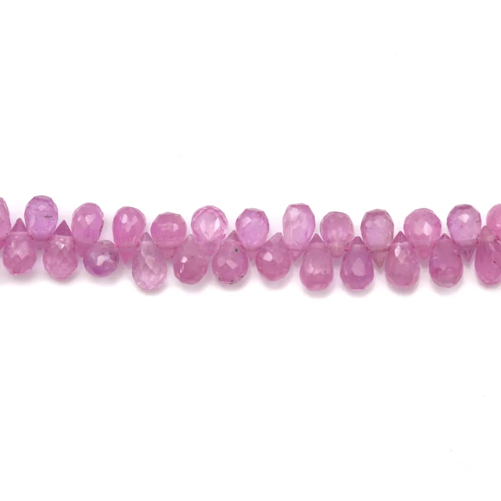 Saphir de couleur rose, en forme de briolette facetté, 3x5mm x 40cm