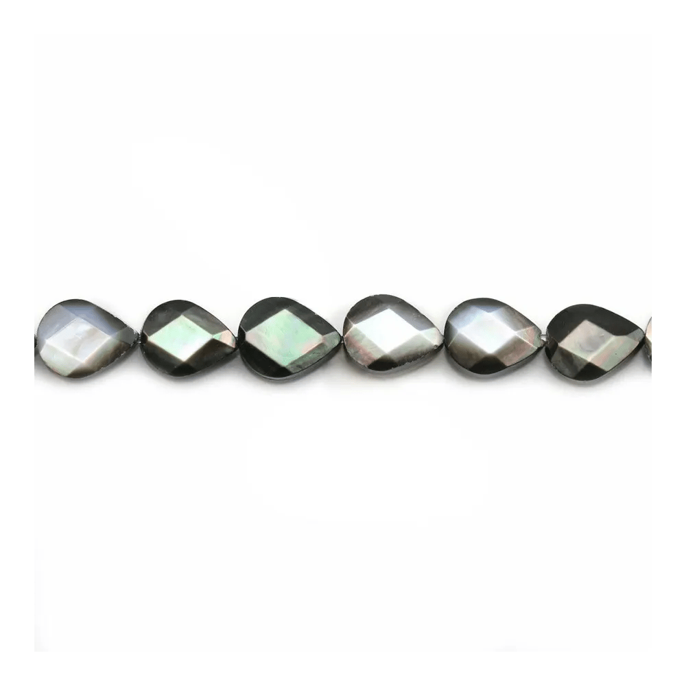 Grey shell faceted flat drop 7x9mm x 40cm 