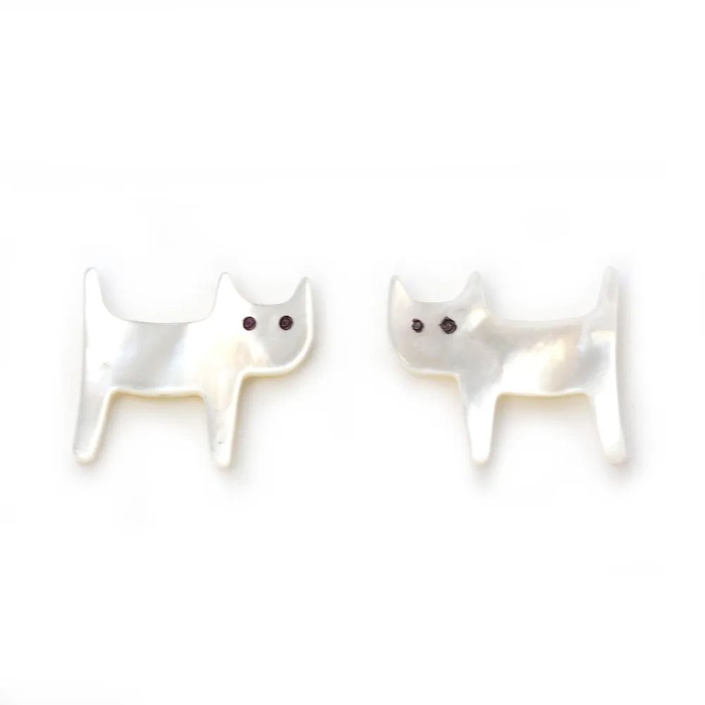 Nacre blanche en forme de chat 12x14mm x 1pc