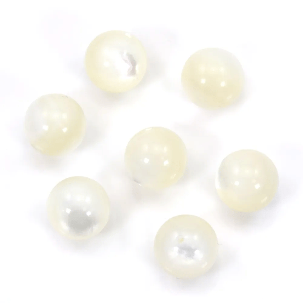 Nacre semi-percé d'un coté rond 8mm x 4pcs