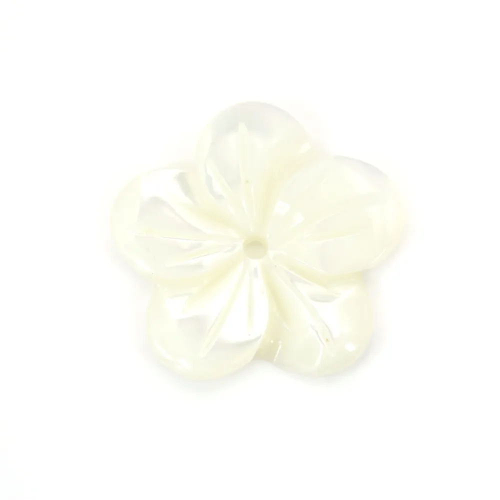 Nacre blanche en forme de fleur à 5 pétales 15mm x 1pc