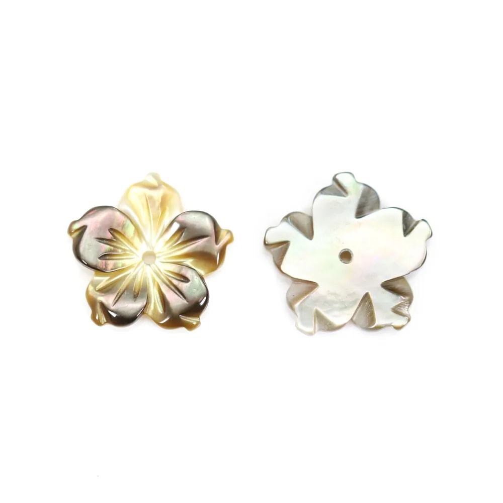 Nacre grise en forme de fleur à 5 pétales 10mm x 1pc
