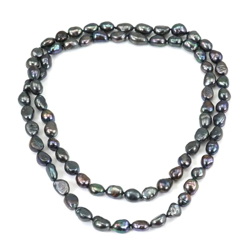 Sautoir en perles d'eau douce bleu foncé de forme ovale, mesurant 8x10mm x 1pc