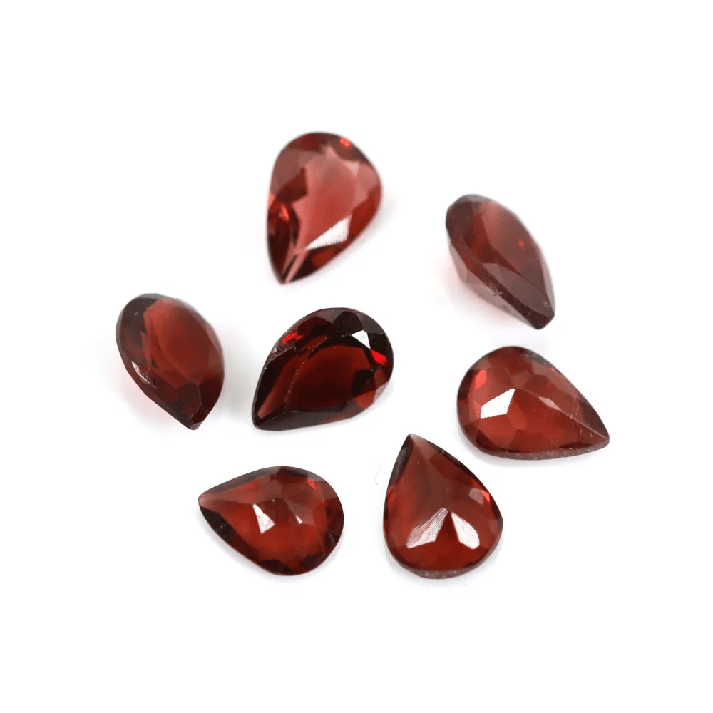 Garnet for crimping, pear cut 5x7mm x 1pc