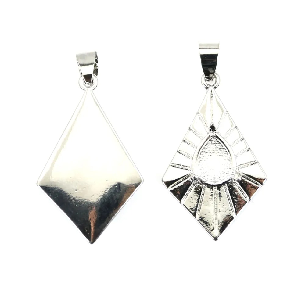 Pendente de diamante para gota de cabochão 8x10mm - Banhado a prata x 1pc