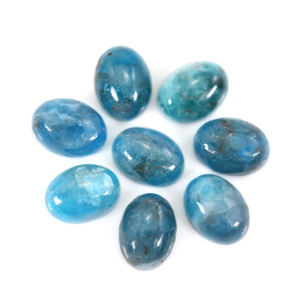 Cabochon Apatite ovale 6x8mm x 1pc