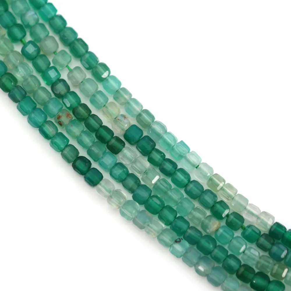 Agata verde sfumata cubo sfaccettato 2.5mm x 39cm