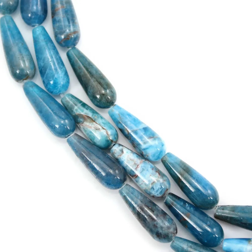 Apatit in blauer Tropfenform, 6 * 16mm x 40cm.