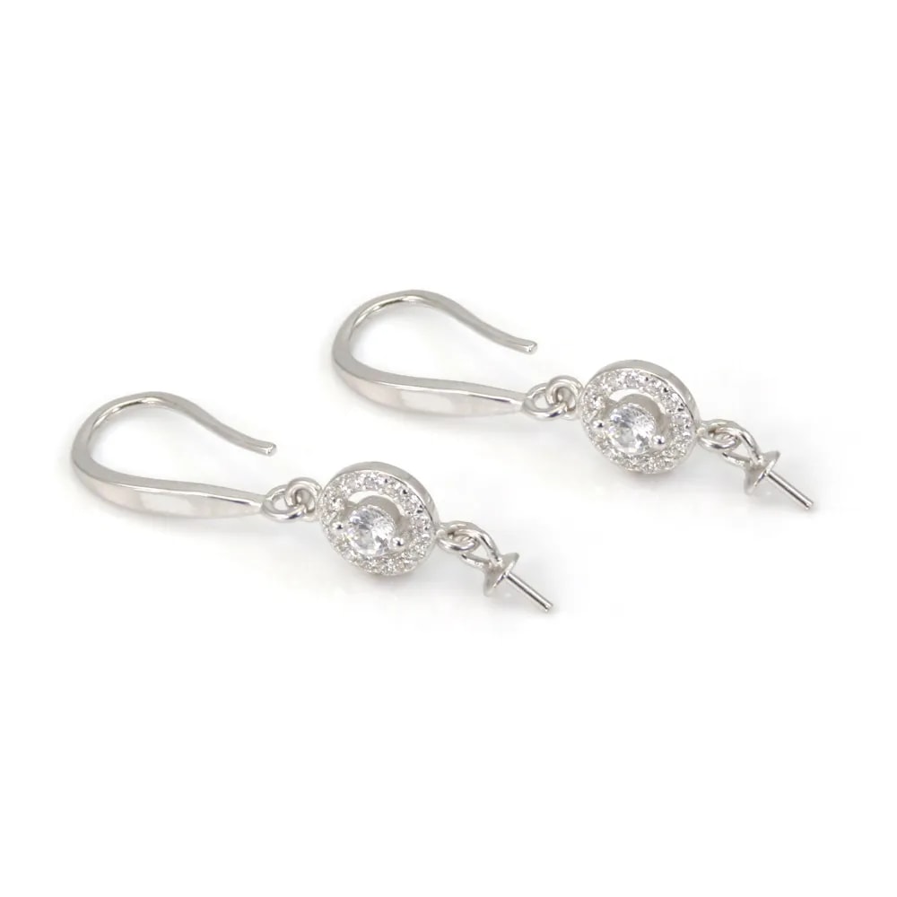 Par de ganchos de orelha círculo vazado 7x31mm em prata 925 com zircônias (pérola não incluída)