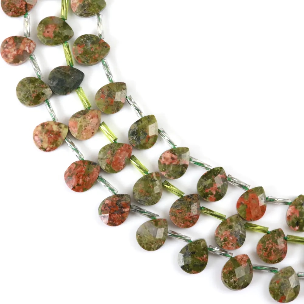 Unakite goutte plate facetté 8x10mm x 40cm