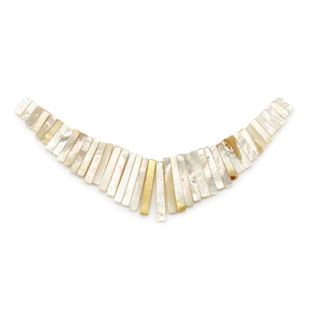 Nacre blanche en forme de triangle 30x136mm x 1pc