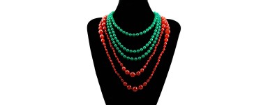 Collares de piedras naturales y perlas cultivadas de agua dulce