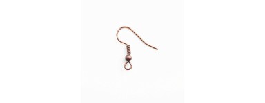 Ohrringe aus Metall für die Herstellung von originellem Schmuck