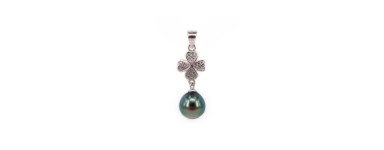 Elegant pendants - Cultured pearls and unique natural stones