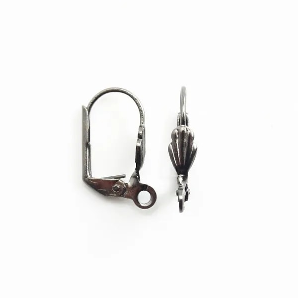 Dormeuse en coquillage noir 16mm x 4pcs