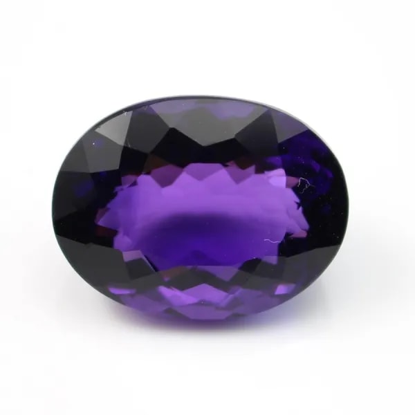 Amethyste oval 23.3 x 16.9mm 30.65 CTS