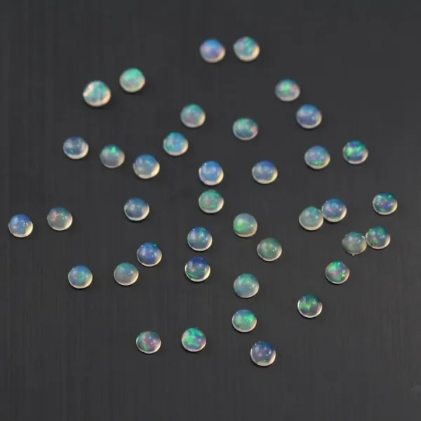Cabochon opale ethiopian ronde 3mm-3.3mm x 1pc