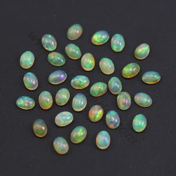 Agate noir  rhombe sertie en argent doré avec zirconium 15mm x 1pc