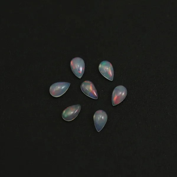Cabochon opale ethiopian goutte 5x8mm x 1pc