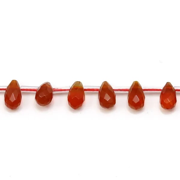 Agate rouge, en forme de goutte facetté 6x9mm x 4pcs