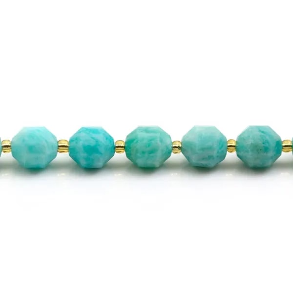 Amazonite ,en forme d'octogonal facette sur fil 10mm x 40cm
