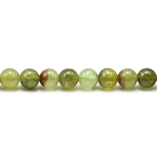 Grenat de couleur vert, de forme ronde, et de taille 6mm x 39cm