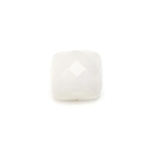 Cabochon de jade blanc, de forme carré facetté 10mm x 1pc