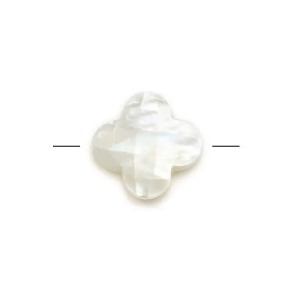 Nacre blanche en forme de trèfle Facetté 22mm x 1pc