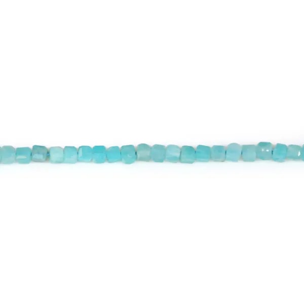 Amazonite du Pérou, en forme de cube facette 2mm x 40cm