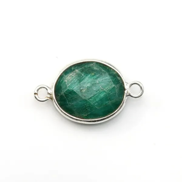 Pierre traitée de couleur émeraude ovale facettée sertie sur argent 925 2 anneaux 11x13mm x 1pc
