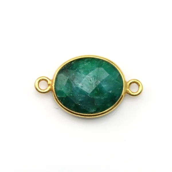 Pierre traitée de couleur émeraude sertie sur argent doré ovale facettée 2 anneaux 11x13mm x 1pc