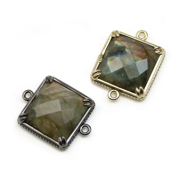 Intercalaire en labradorite sertie en métal, de forme carré, 21mm x 1pc