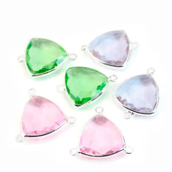 Pierre sertie en verre triangle 18mm x 1pc