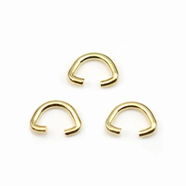 Bélière de couleur doré, en forme de triangle arrondi, 5x7mm x 10pcs