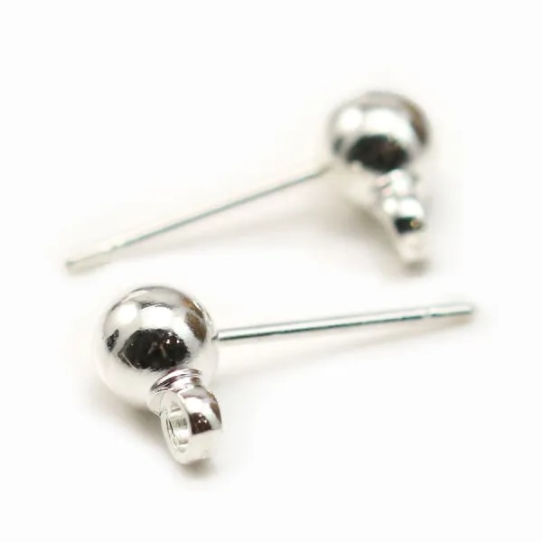 Ear studs with ball finish, in silver metal color, 5mm x 20pcs