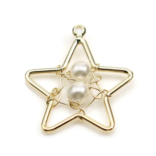 Pendentif en forme d'étoile avec parle , plaqué par "flash" or sur laiton  x 1pc