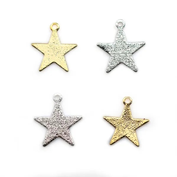 Breloque en forme d'étoile, plaqué par "flash"or sur laiton 13mm x 6pcs